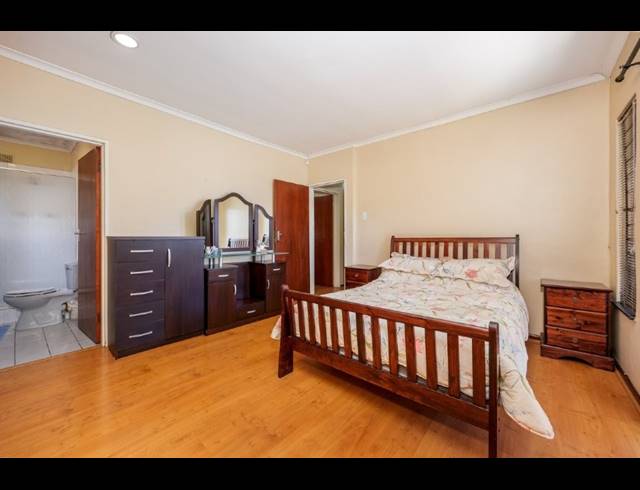 4 BEDROOM HOUSE FOR SALE IN SONEIKE